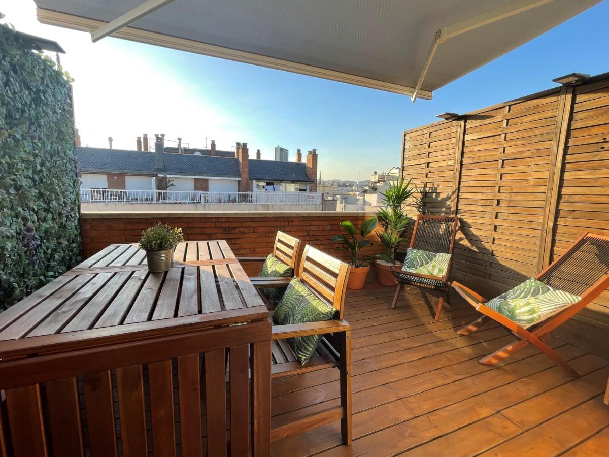 Barcelona Penthouse Private Terrace Sustainable Stay Keyless Access Bagian luar foto