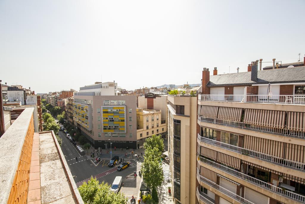Barcelona Penthouse Private Terrace Sustainable Stay Keyless Access Bagian luar foto