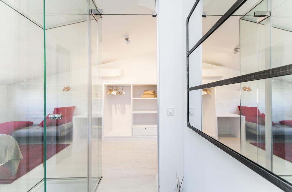 Barcelona Penthouse Private Terrace Sustainable Stay Keyless Access Bagian luar foto